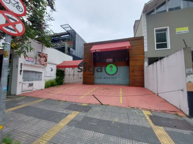 Casa Comercial para Locação em Pinheiros, com 350m² com 8 vagas, Sem mobilia