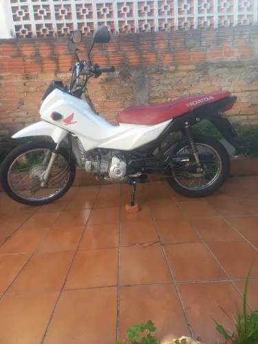 Pop 110i branca