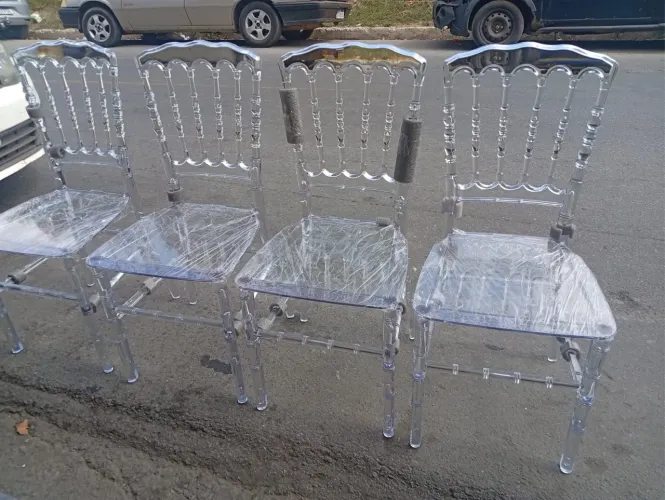 Cadeira Napoleão cristal em acrílico transparente 04 unidades