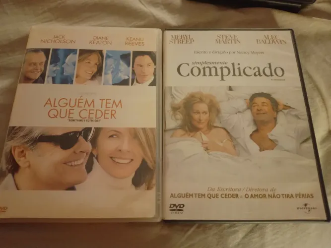 Dvds originais alguém tem q.ceder simplis.complicado 3xcartao preço unitário retirar local