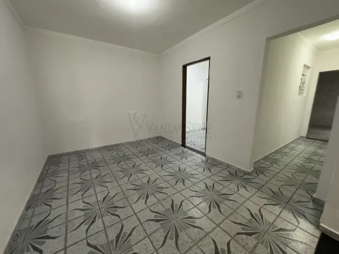 Locação de Casa/Ponto Comercial Sobrado no Bairro Jardim Satélite em São José dos Campos/S