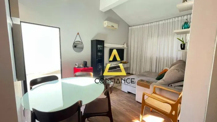 linda casa em condominio fechado