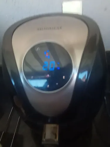 Air fryer usada funcionando perfeitamente