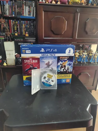 Ps4 slin 1 terá d.e.s.b.l.o.q.u.e a d.o impecável