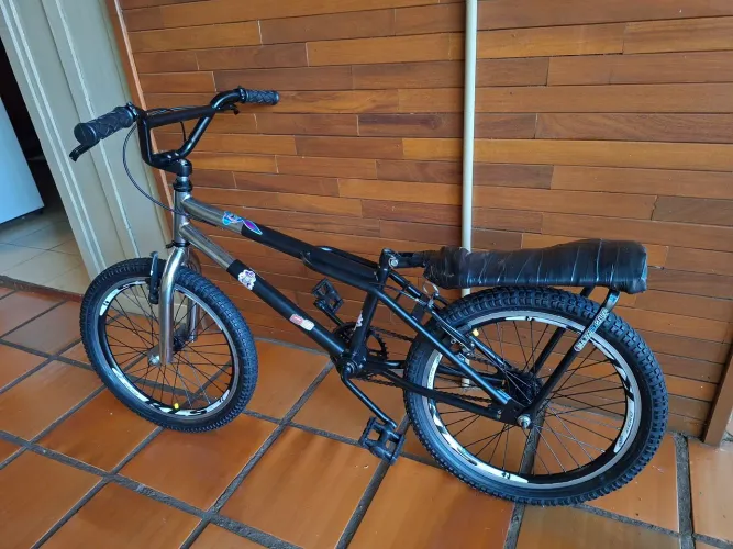 Bike montadinha aro 20