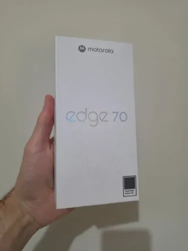 Motorola Edge 70 5G 256GB 24GB RAM (8+16 Boost) Tela AMOLED 120Hz