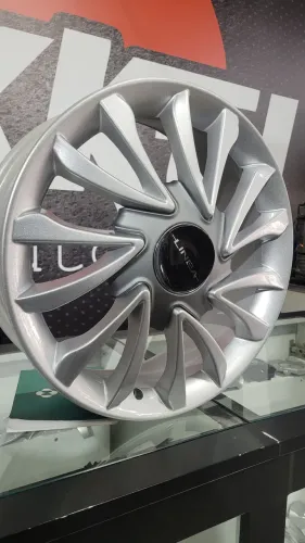 Rodas  do Fiat  linea  aro 17