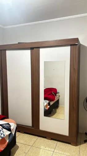 Guarda roupa casal