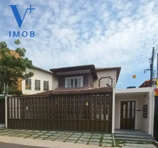 Vendo encantadora casa no Parque dez, 3 suítes, Manaus AM.