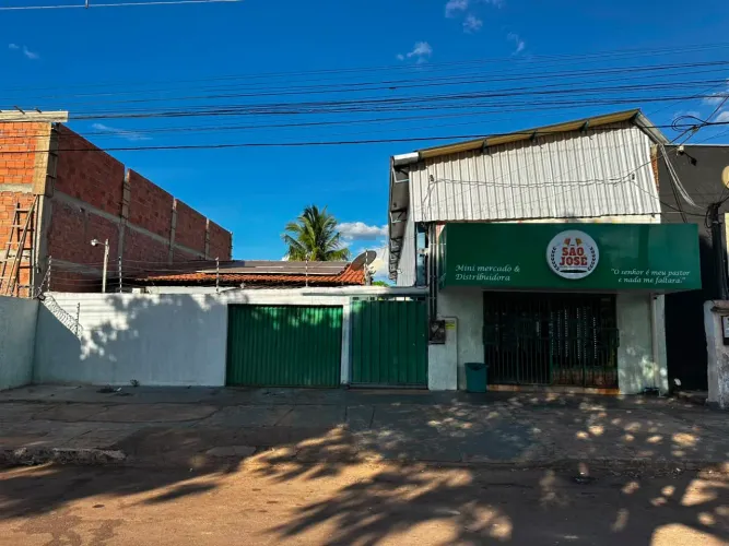 Estrutura Comercial Completa com Energia Solar e Equipamentos de Alto Padrão