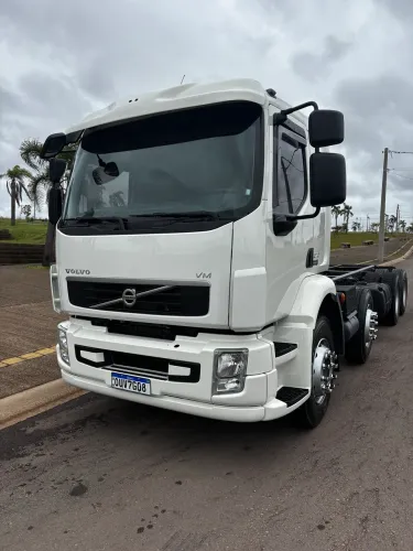 VOLVO VM 270 BITRUCK CHASSIS OU CAÇAMBA 