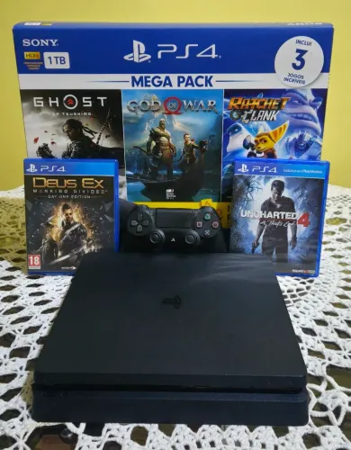 PS4 - Playstation 4 Slim de 1 TB de HD, c/caixa controle original e 2 jogos R$ 1.690,00