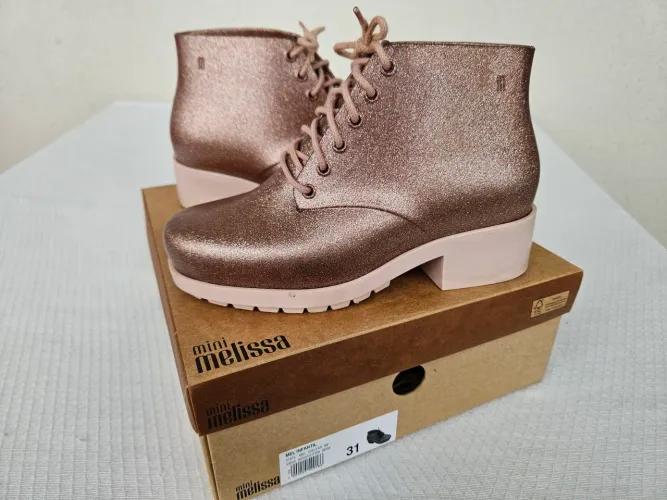 BOTA MELISSA INFANTIL COM GLITTER