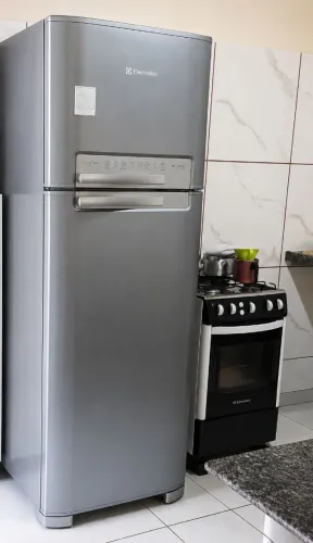 Venda de geladeira Electrolux Frost Free usada em bom Estado de conservação!