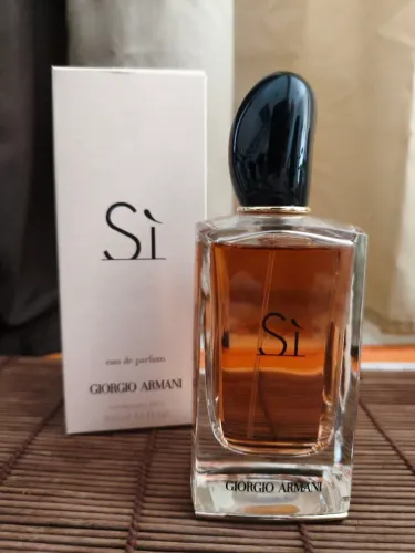 Perfume  Sí - Giorgio Armani EUA de parfum 100ml