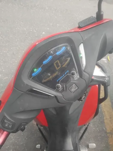 Honda bis