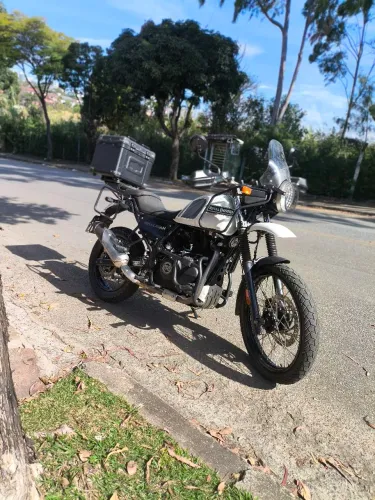 Royal Enfield Himalayan 411 (2021) - Completa Chapam + R$ 2.500 em Acessórios!