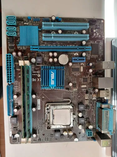 Kit Placa Mãe Azus LGA775