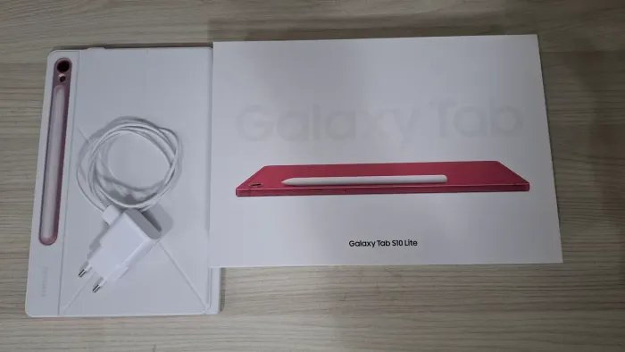 Tablet Samsung S10 Lite, 6 Gb de RAM, 128 Gb de memória, versão Wi-fi, vermelho