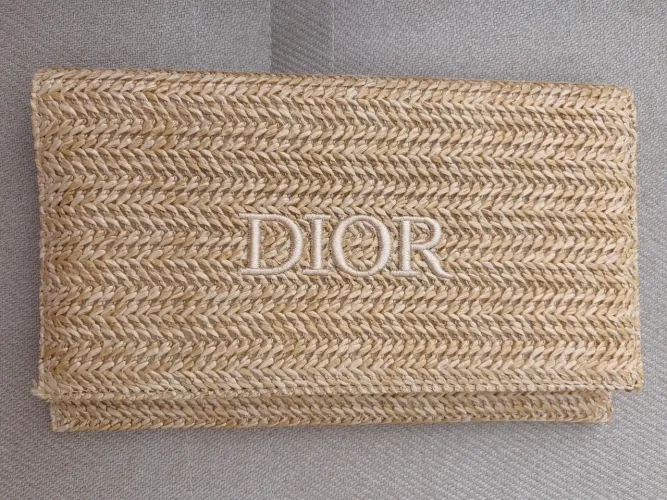 Clutch Dior Palha Ouro