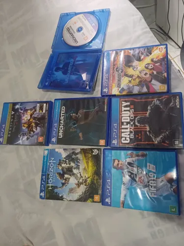 Jogos de ps4 todos novinho perfeito. Levando 3 sai a 50 qualquer um!
