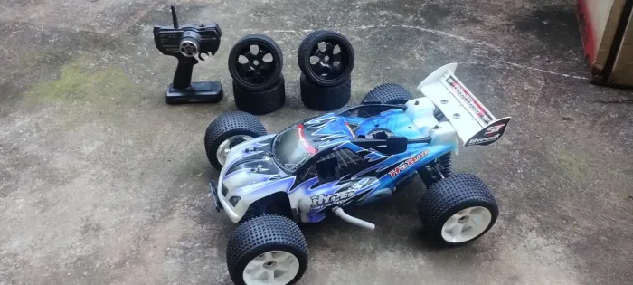 Automodelo Truggy Hobao hiper ST 7.5