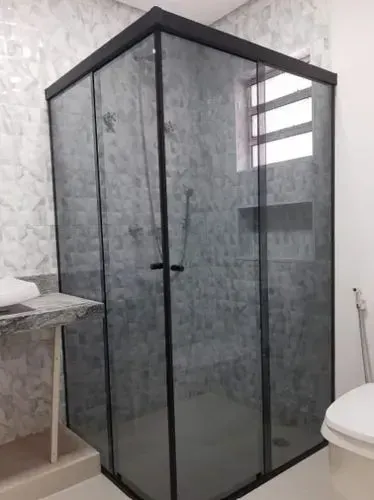 BOX DE BANHEIRO