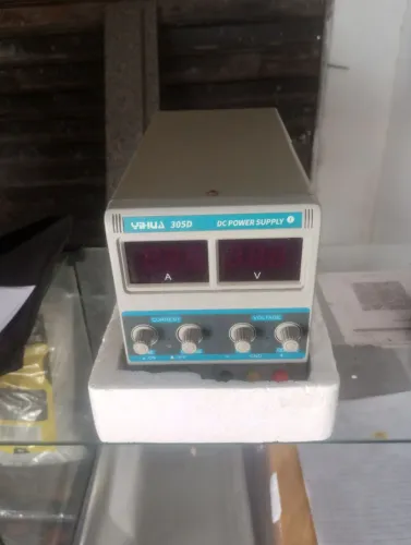 Fonte de bancada