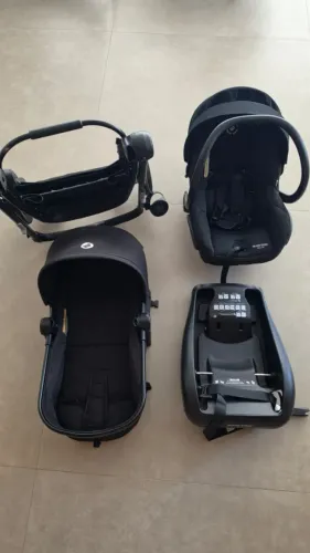 Maxi-Cosi Zelia Luxe Carrinho