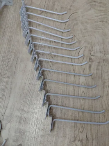 23 Ganchos para painel canaletado 15cm