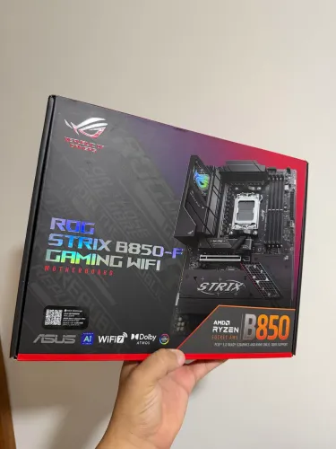 Placa mãe B850F Rogstrix Wifi