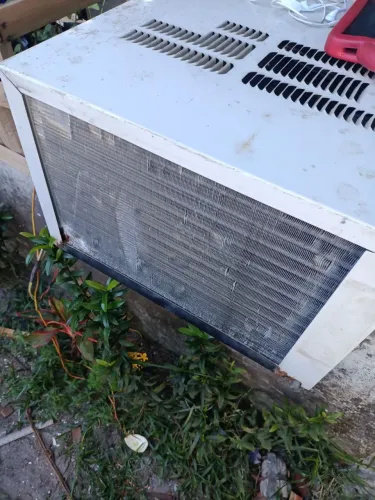 Ar condicionado 7500 btus funcionando perfeitamente chamar pelo zap *