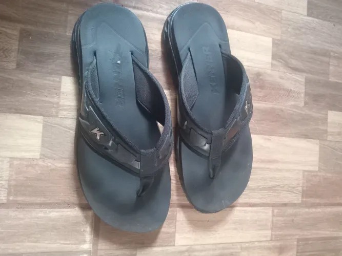Chinelo kenner