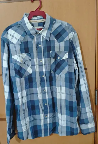 Camisa