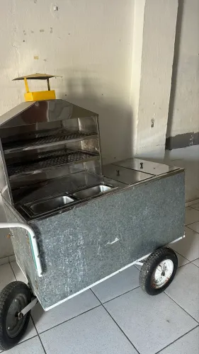 Carrinho de espetinho 