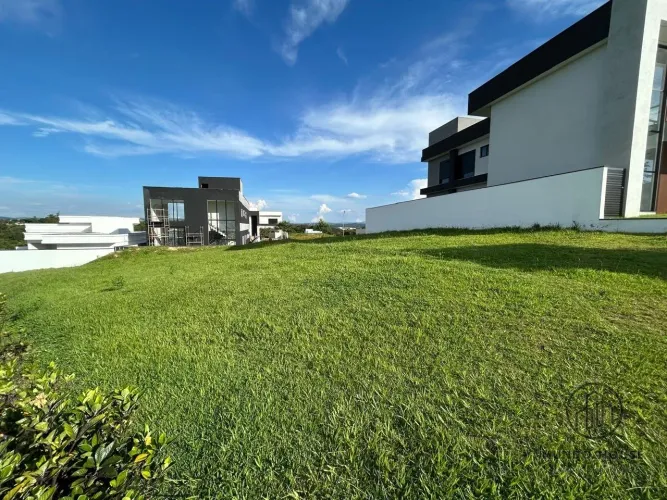 Terreno à venda no Alphaville Castelo Itu - plano e pronto para construir o projeto dos se