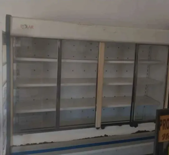 Geladeira expositora 