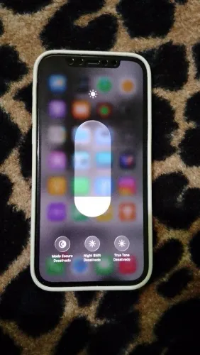 Vende-se iPhone 12