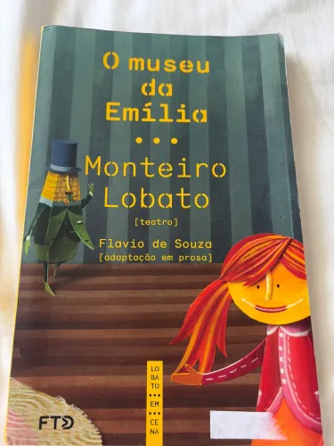 Livro o museu da Emília