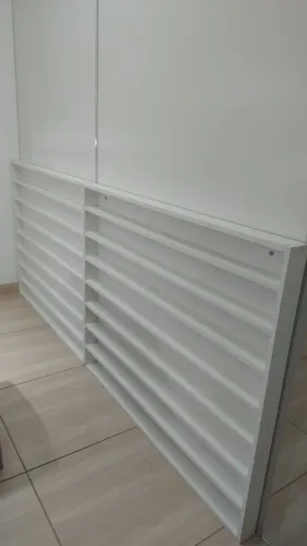 Expositor de esmaltes