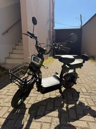 Scooter elétrica