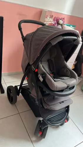 Carrinho de bebê + bebê conforto Cosco! (Aceito ofertas)