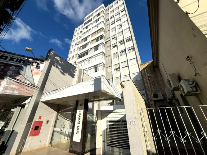 APARTAMENTO À VENDA EDIFÍCIO SAN RAFAEL - CENTRO DE APUCARANA.