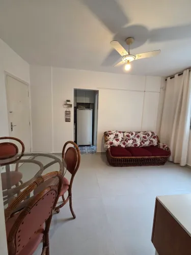 APARTAMENTO MOBILIADO DE 1 DORMITÓRIO - FRENTE PARA A PRAIA