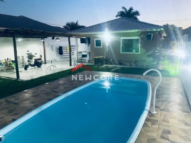 Casa de condomínio em Estrada Oscar Vieira da Costa Júnior - Cajueiros (Itaipuaçu) - Maric
