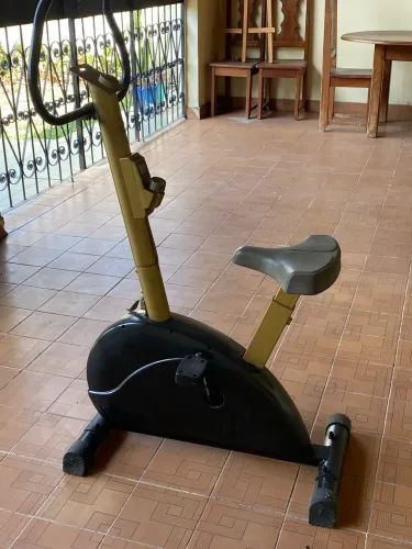 Bicicleta de academia 
