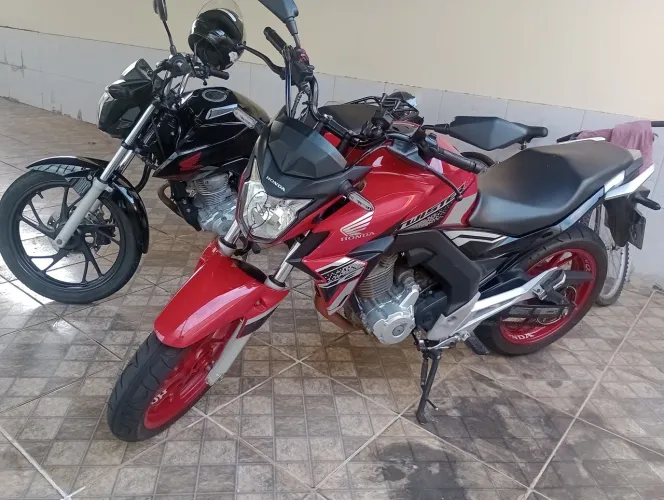 Honda cb twister 250 ano 2021 moto zera pra ninguém colocar defeito 