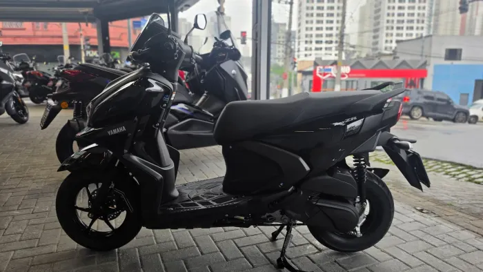 Yamaha ZR hibrid connected