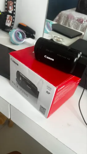 Câmera Canon VIXIA HF R800 - Seminova | Excelente Estado