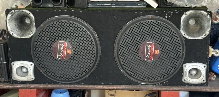 Caixa Trio Som Automotivo - 2 JBL Matador + Kit Voz